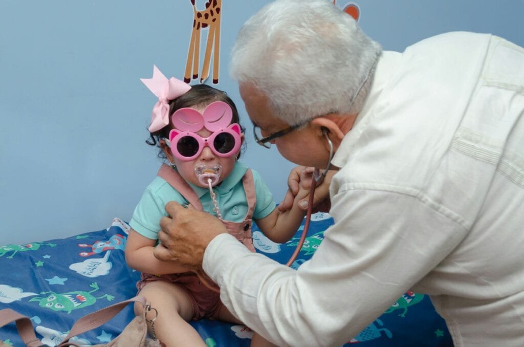 Myopia Management – A Game Changer for Kids' Eyesight 3 frederick medina 0DsKAB BagA unsplash